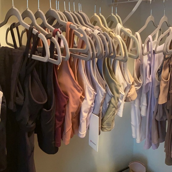 AVAILABLE! UNICORN LULU!! Massive Lululemon Clear Out (AVAILABLE!! - sz 2-4) - Picture 3 of 3